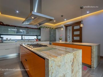CASA DE LUJO CON ALBERCA EN VENTA ZONA ANDARES