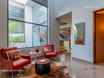 CASA DE LUJO CON ALBERCA EN VENTA ZONA ANDARES
