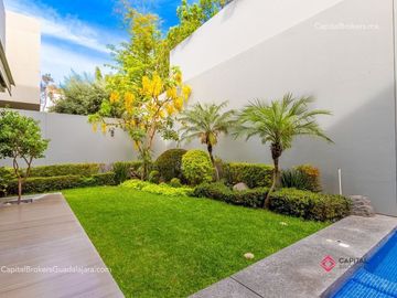 CASA DE LUJO CON ALBERCA EN VENTA ZONA ANDARES