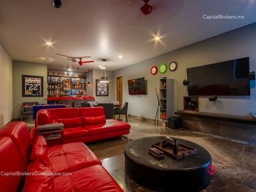CASA DE LUJO CON ALBERCA EN VENTA ZONA ANDARES