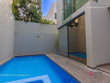 CASA DE LUJO CON ALBERCA EN VENTA ZONA ANDARES