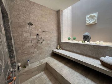 Casa en Venta en el Campestre a una cuadra de Prolongación Paseo Montejo