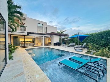 Venta casa de LUJO en Karibana Beach & Golf Cartagena