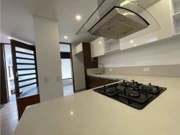 Vendemos hermosa casa campestre en cota!!