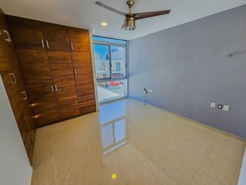 Casa · 3 Recámaras · Residencial Palmaris · Av. Huayacan · Amenidades