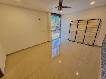 Casa · 3 Recámaras · Residencial Palmaris · Av. Huayacan · Amenidades