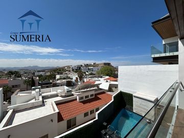 Residencia en venta con elevador en Bosques del San Francisco