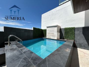 Residencia en venta con elevador en Bosques del San Francisco