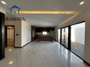 Estrena casa en Condesa Rejon