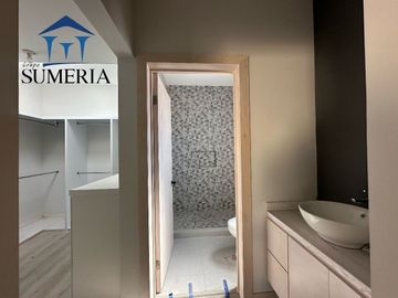 Casa nueva en Bosques del Valle con récamara en planta baja