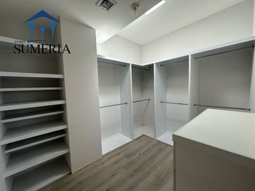 Casa nueva en Bosques del Valle con récamara en planta baja