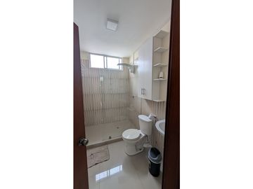En renta departamento cerca de la Universidad ULEAM Manta Ecuador.