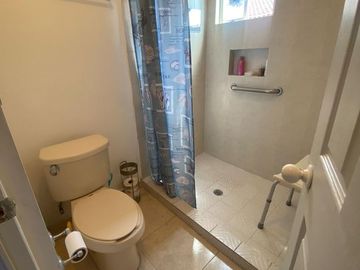 Casa en Venta Tipo Town House en Zona la Huasteca, Santa Catarina