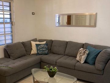 Casa en Venta Tipo Town House en Zona la Huasteca, Santa Catarina