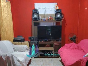 VENDO CASA DE DOS HABITACIONES ALGARROBOS