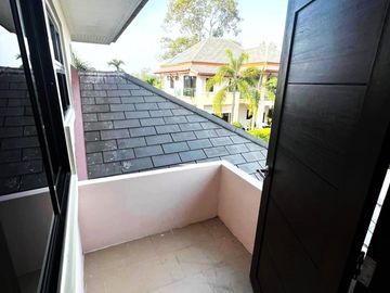 2 storey house with swimming pool for sale