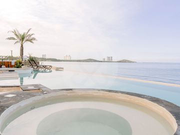 ALDEA ANANTA BEACH FRONT CONDOS Departamento en venta en Fraccionamiento Sábalo Cerritos