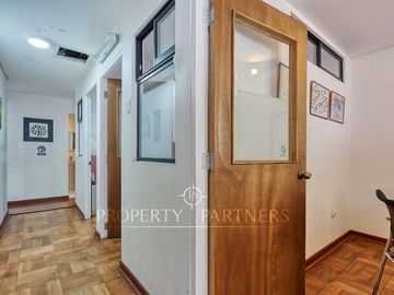 Casa con buen terreno y ubicación/ ideal para remodelar