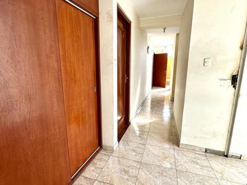 Se vende casa en la molina en santa patricia av precursores  de 360 M2