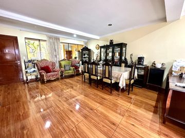 Se vende casa en la molina en santa patricia av precursores  de 360 M2