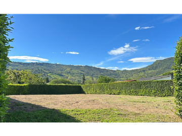 Maat Vende Lote en Conjunto Guaduas, 1.000m2 $340Millones