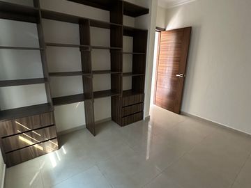 CASA EN VENTA EN LA CIMA