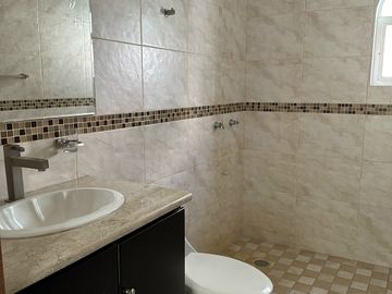 CASA EN VENTA EN LA CIMA
