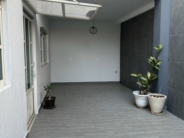 CASA EN VENTA EN LA CIMA