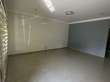 CASA EN VENTA EN LA CIMA