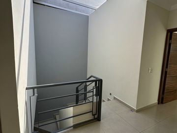 CASA EN VENTA EN LA CIMA