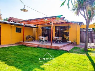 Casa en Venta en Juan Esteban Montero/ Manquehue