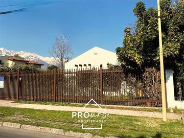Casa en Venta en Juan Esteban Montero/ Manquehue