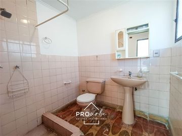 Casa en Venta en Juan Esteban Montero/ Manquehue