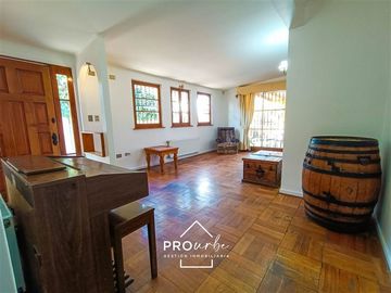 Casa en Venta en Juan Esteban Montero/ Manquehue