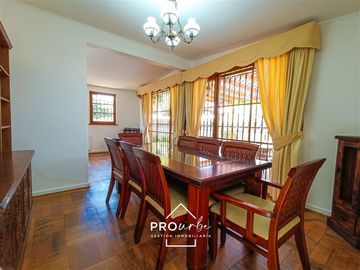 Casa en Venta en Juan Esteban Montero/ Manquehue