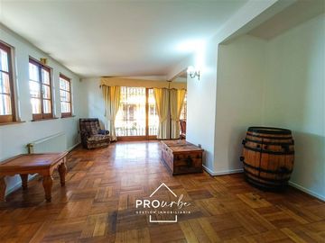 Casa en Venta en Juan Esteban Montero/ Manquehue