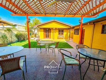 Casa en Venta en Juan Esteban Montero/ Manquehue