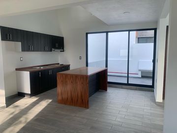 Casa en venta en fraccionamiento, Ocotepec, Cuernavaca; Mor.