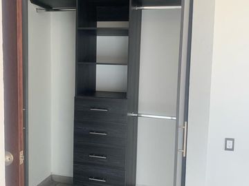 Casa en venta en fraccionamiento, Ocotepec, Cuernavaca; Mor.
