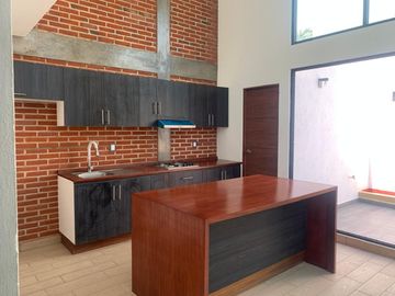 Casa en Fraccionamiento en Ocotepec, Cuernavaca; Morelos