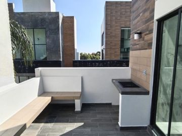 Casa en Fraccionamiento en Ocotepec, Cuernavaca; Morelos