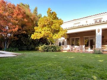 Casa en Venta en Exquisita Golf de Manquehue- Colegio Everest