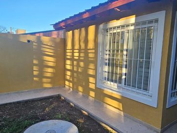 Casa en  Barrio Ecor Plottier
