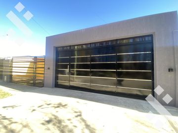 Casa en  Barrio Ecor Plottier
