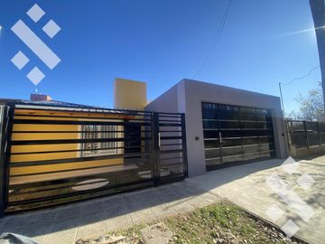 Casa en  Barrio Ecor Plottier
