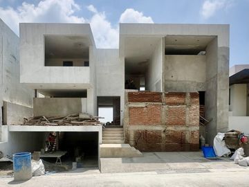 Casa nueva en preventa Bosque Tzalam,  Zona Esmeralda