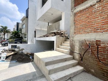 Casa nueva en preventa Bosque Tzalam,  Zona Esmeralda
