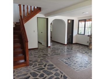 VENDO CASA CAMPESTRE EN EL CARMEN DE VIBORAL CANADA 950 METROS CH