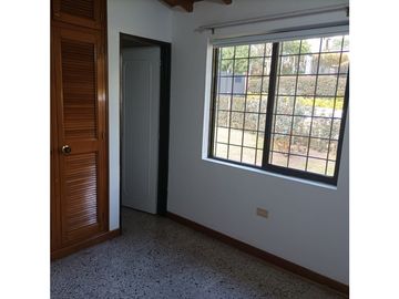 VENDO CASA CAMPESTRE EN EL CARMEN DE VIBORAL CANADA 950 METROS CH