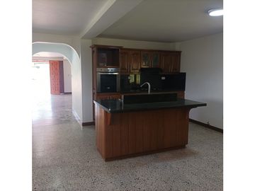 VENDO CASA CAMPESTRE EN EL CARMEN DE VIBORAL CANADA 950 METROS CH